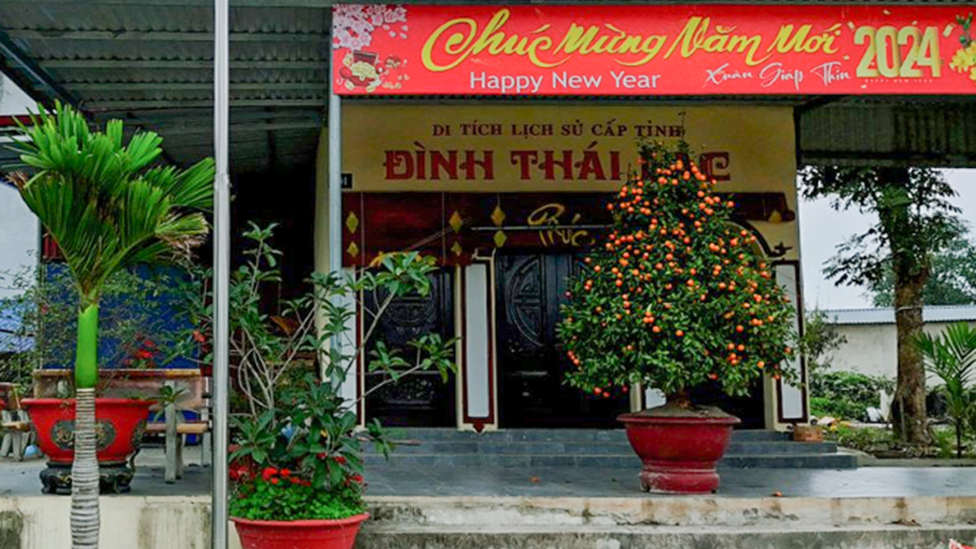 B.02_ Chính Diện Đình.jpg